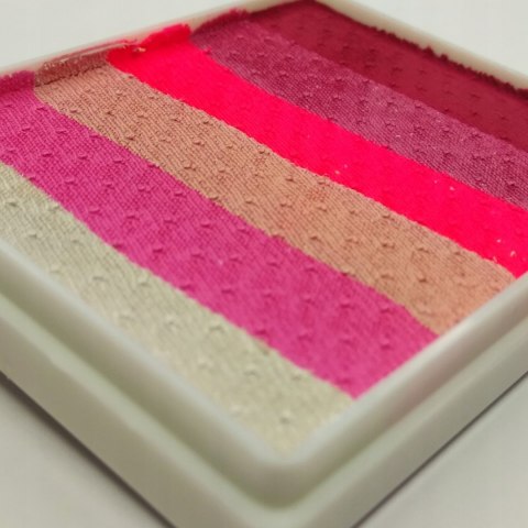 Farba do malowania twarzy i ciała Diamond FX Split Cake 50g Pink Passion