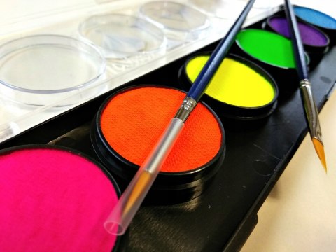 Paleta farb do malowania twarzy i ciała Diamond FX Neon 6x10 g