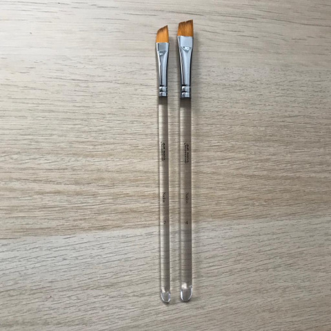 Pędzel do malowania twarzy i ciała płaski syntetyczny skośny GrimMaster Nadiia #4