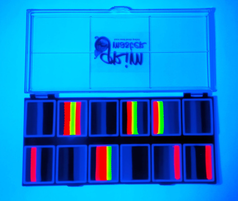 Paleta farb do malowania twarzy i ciała GrimMaster mix kolorów 12 x 10g