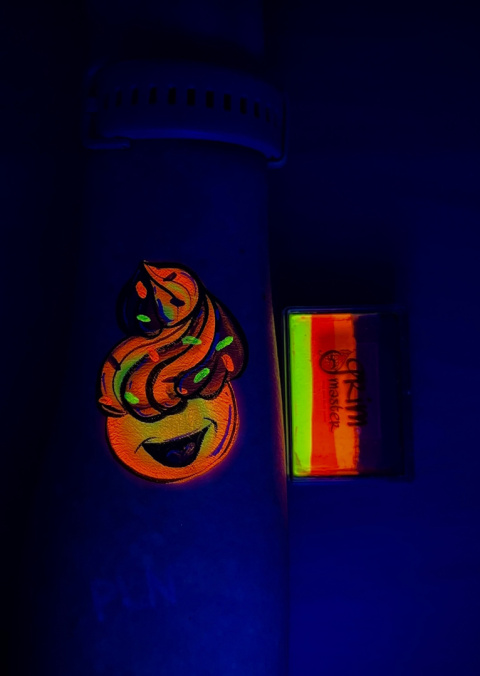 Farba do malowania twarzy i ciała GrimMaster 30 g Split Cake ST702