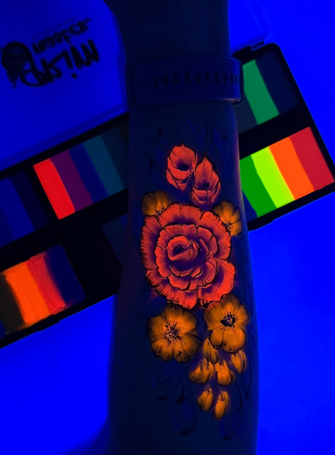 Paleta farb do malowania twarzy i ciała GrimMaster Buenos Aires 6 x 25G