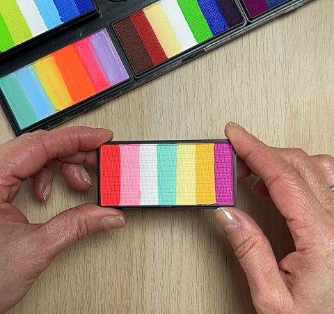 Paleta farb do malowania twarzy i ciała GrimMaster Buenos Aires 6 x 25G