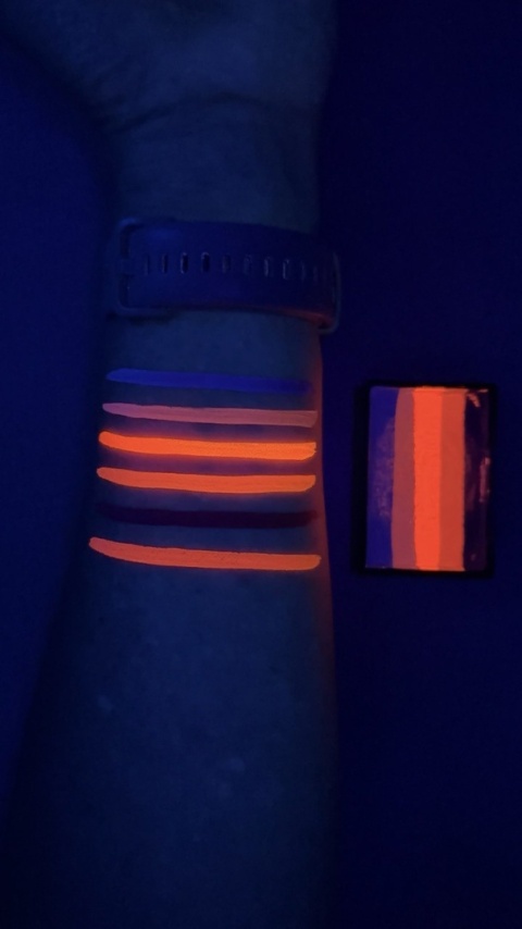 Farba do malowania twarzy i ciała GrimMaster 30 g Split Cake ST709