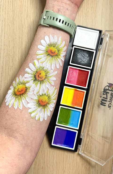 Paleta farb do malowania twarzy i ciała GrimMaster Basic Colors 6 x 10 g