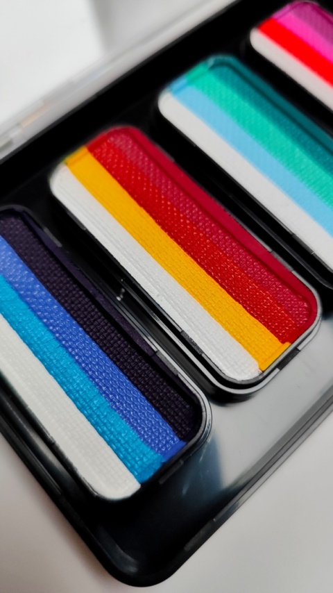 Paleta farb do malowania twarzy i ciała GrimMaster FACE PARADE mix 8 x 13g